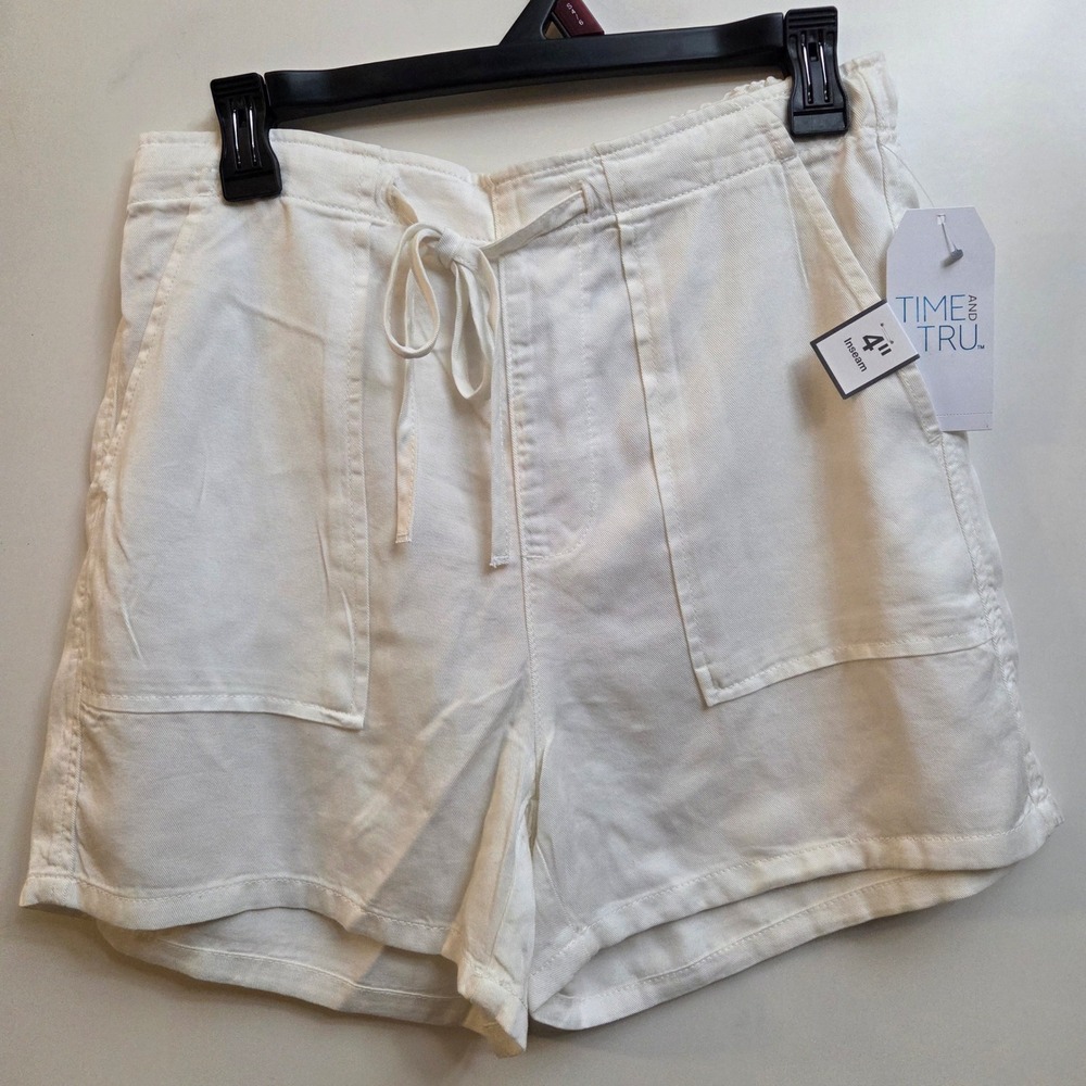 Time and Tru Womens Soft Utility Shorts Winter White Tencel Size S 4-6 4" Inseam
